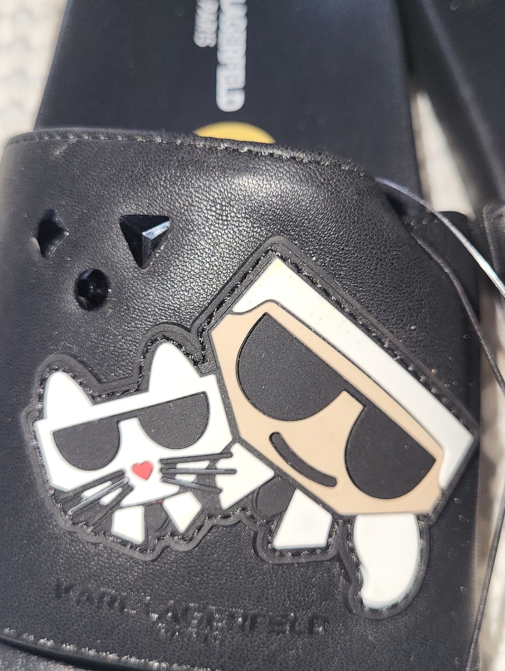 Karl Lagerfeld Paris Black Slides with Cartoon Karl & Choupette Size 8 Women's - Picture 2 of 4